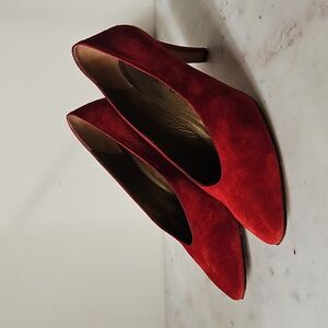 YSL: Lipstick Red 90s Vintage Suede Heels